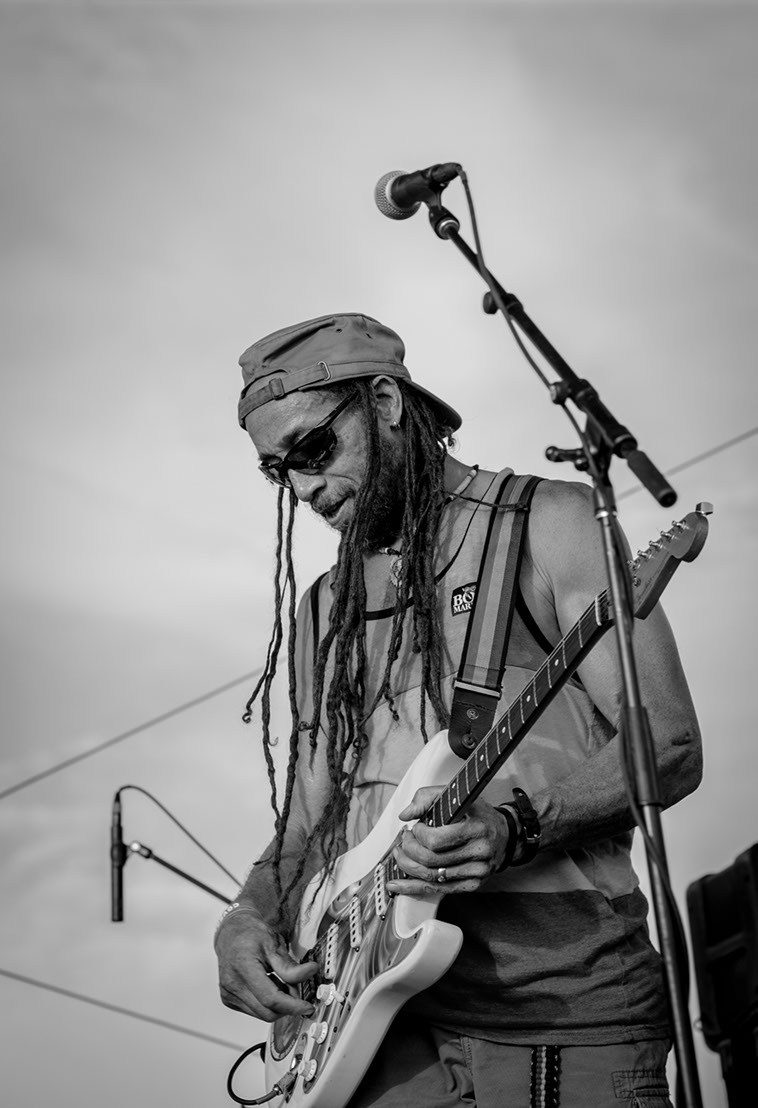 This is a photo of a model by © Lando Media